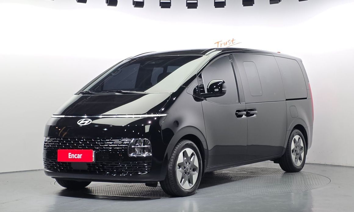 Hyundai Staria 2025