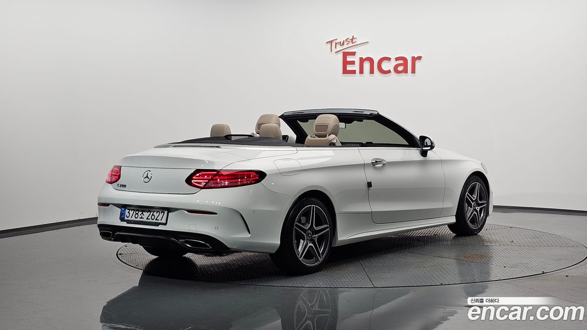 Mercedes-Benz C-Class 2020