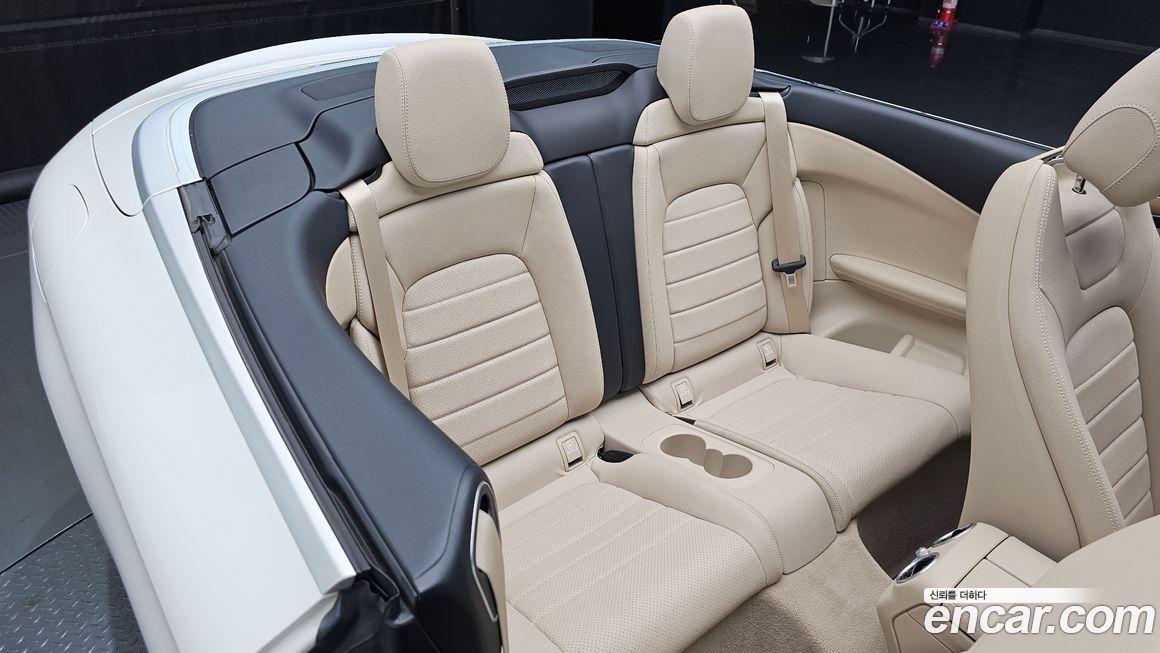 Mercedes-Benz C-Class 2020