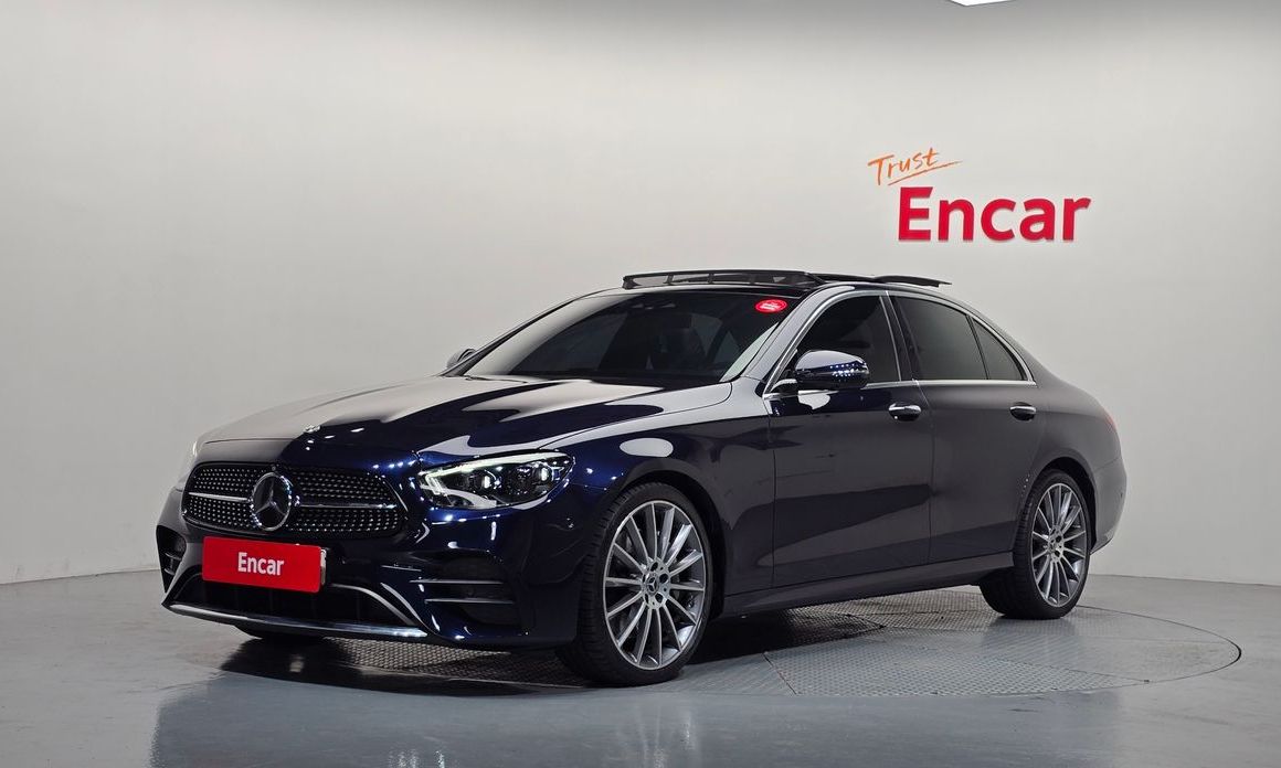 Mercedes-Benz E-Class 2022