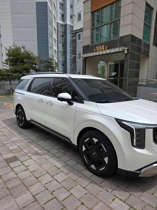 Kia Canival 2025