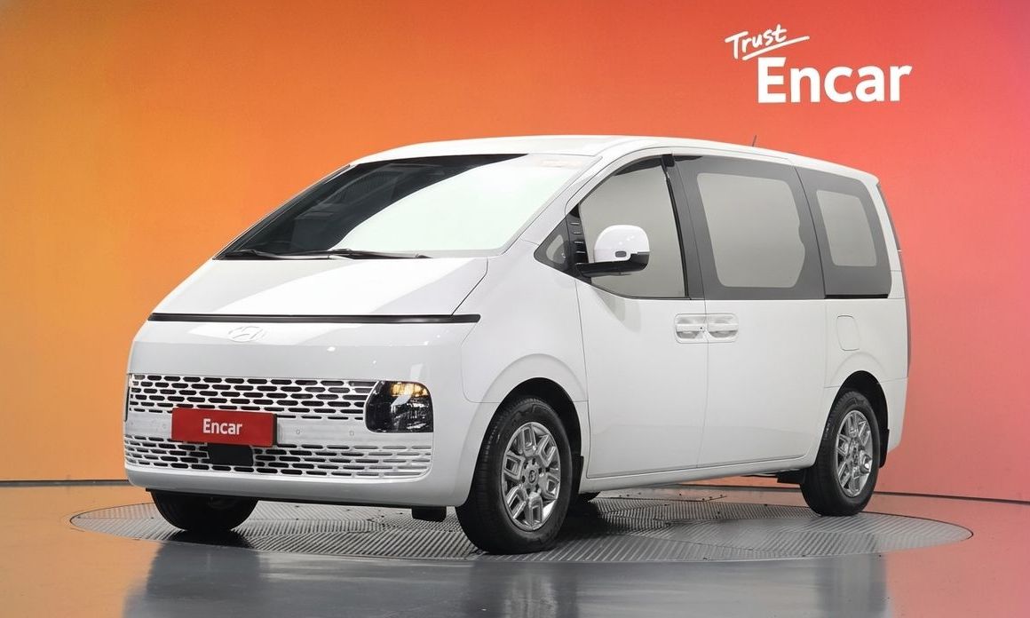 Hyundai Staria 2025