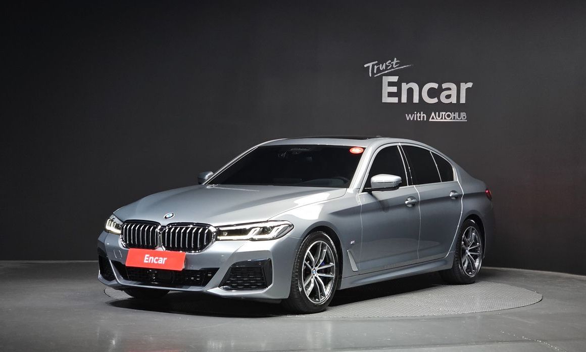 BMW 5-Series 2023