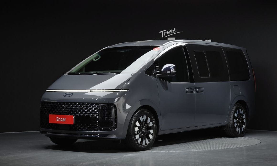 Hyundai Staria 2025