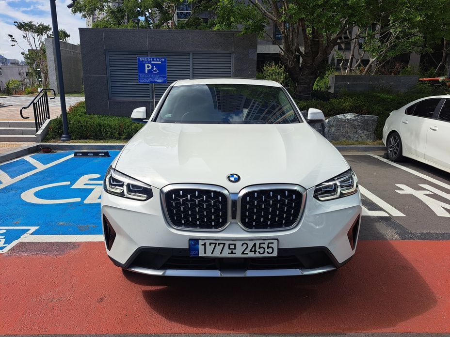 BMW X4 2023