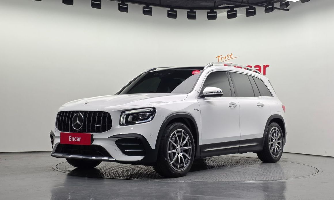 Mercedes-Benz GLB-Class 2023