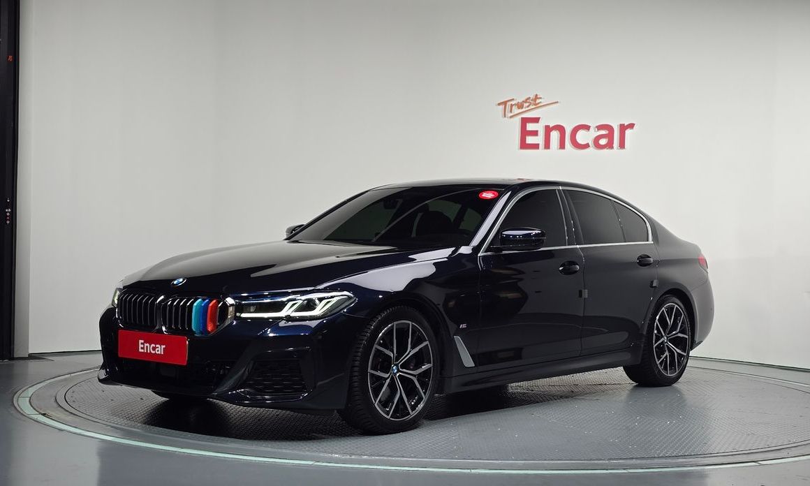 BMW 5-Series 2023