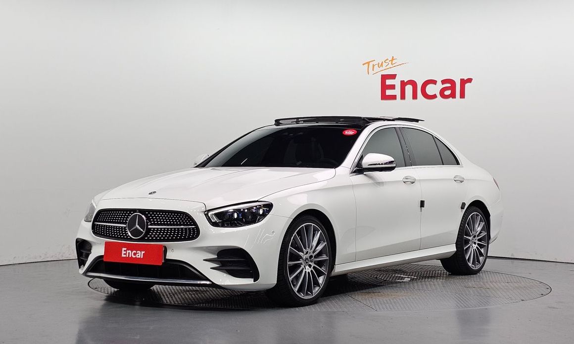 Mercedes-Benz E-Class 2022