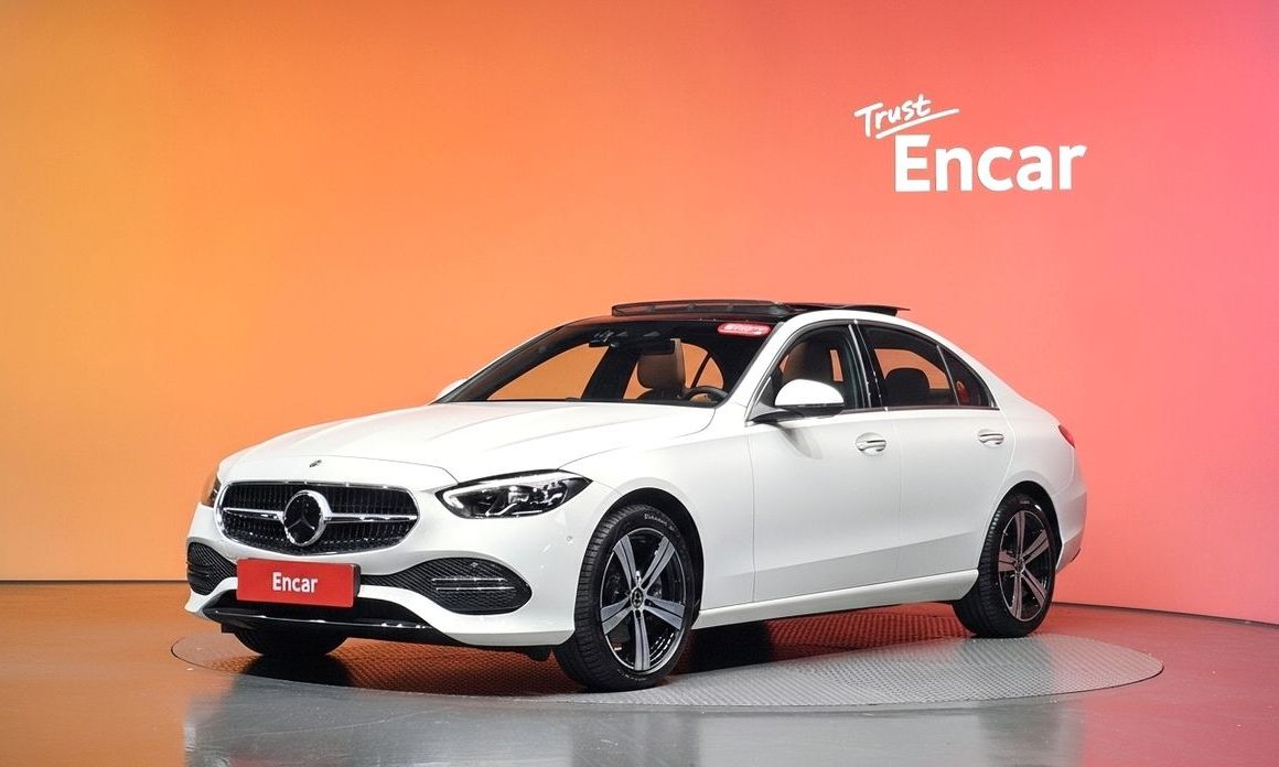 Mercedes-Benz C-Class 2026