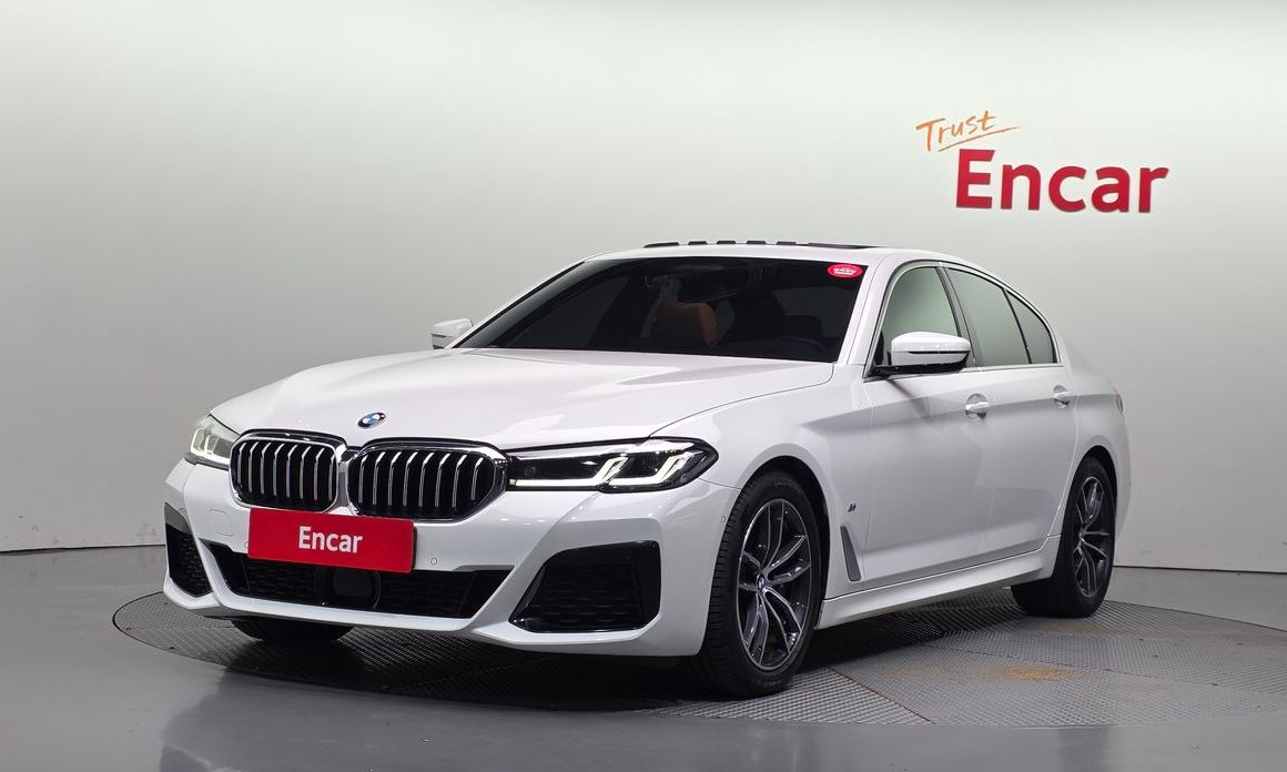 BMW 5-Series 2022