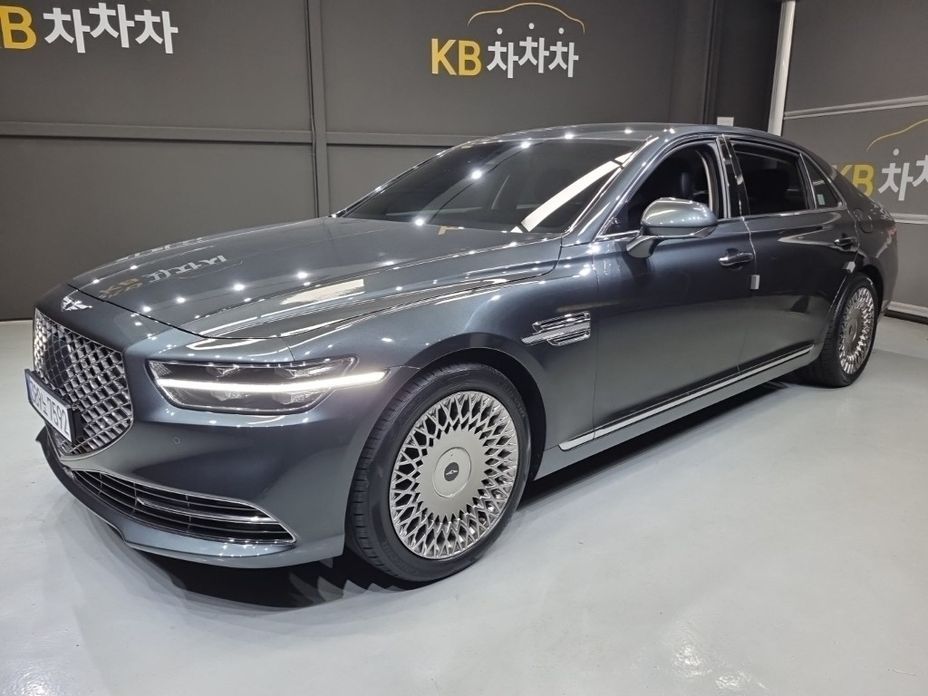 Genesis G90 2021