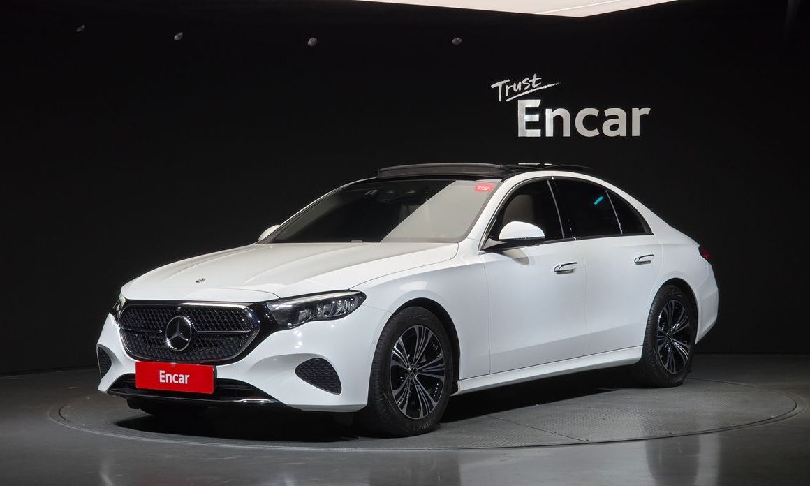 Mercedes-Benz E-Class 2025