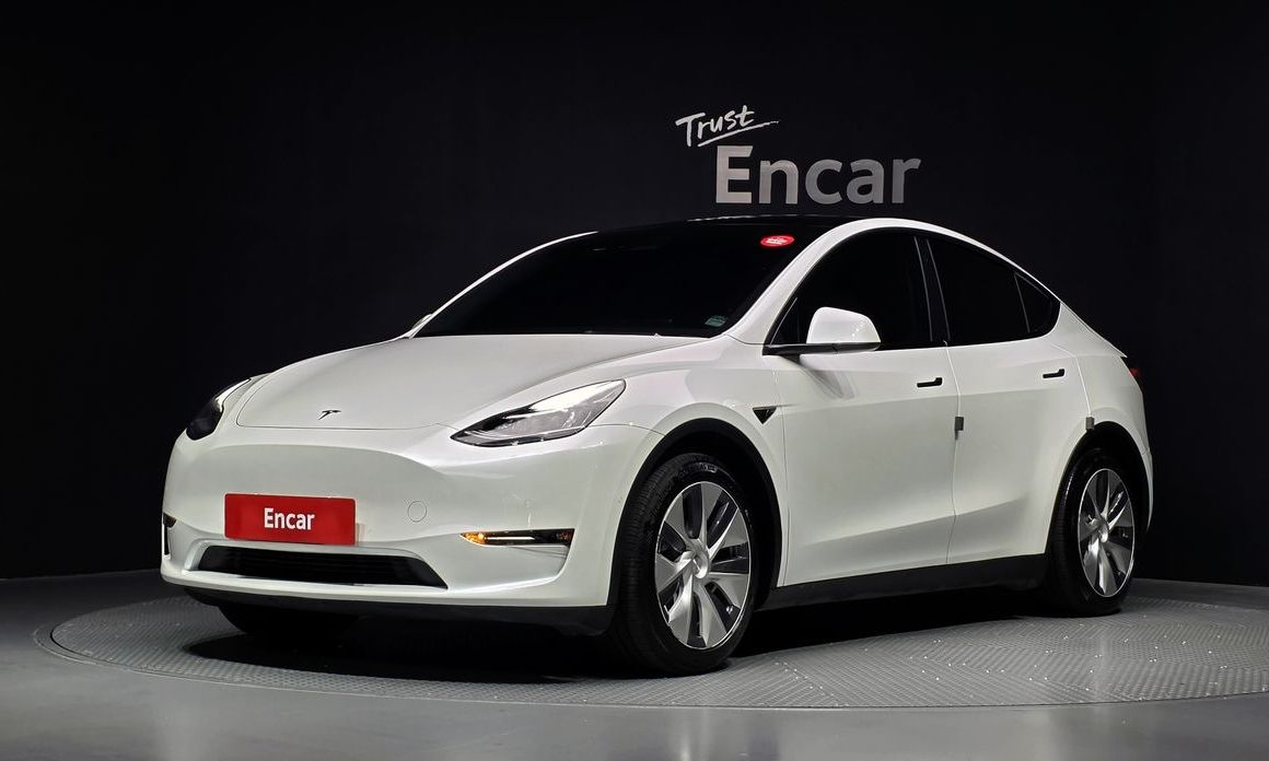 Tesla Model Y 2021