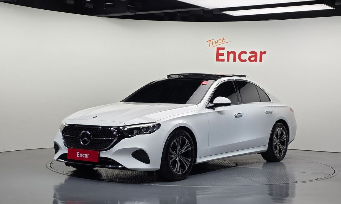 Mercedes-Benz E-Class 2025