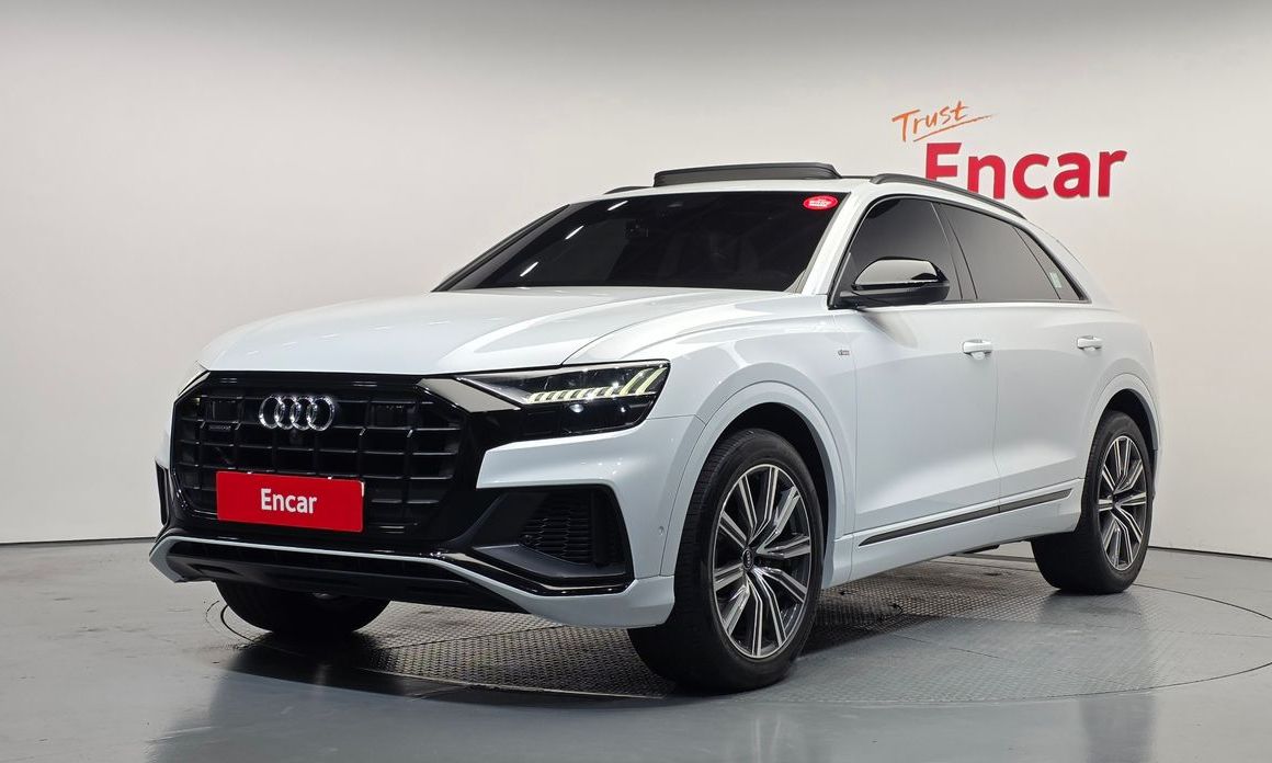 Audi Q8 2021
