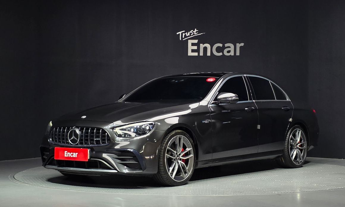 Mercedes-Benz E-Class 2022