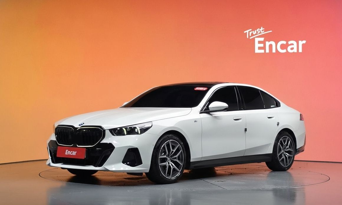 BMW 5-Series 2025
