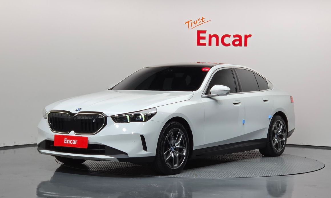 BMW i5 2024