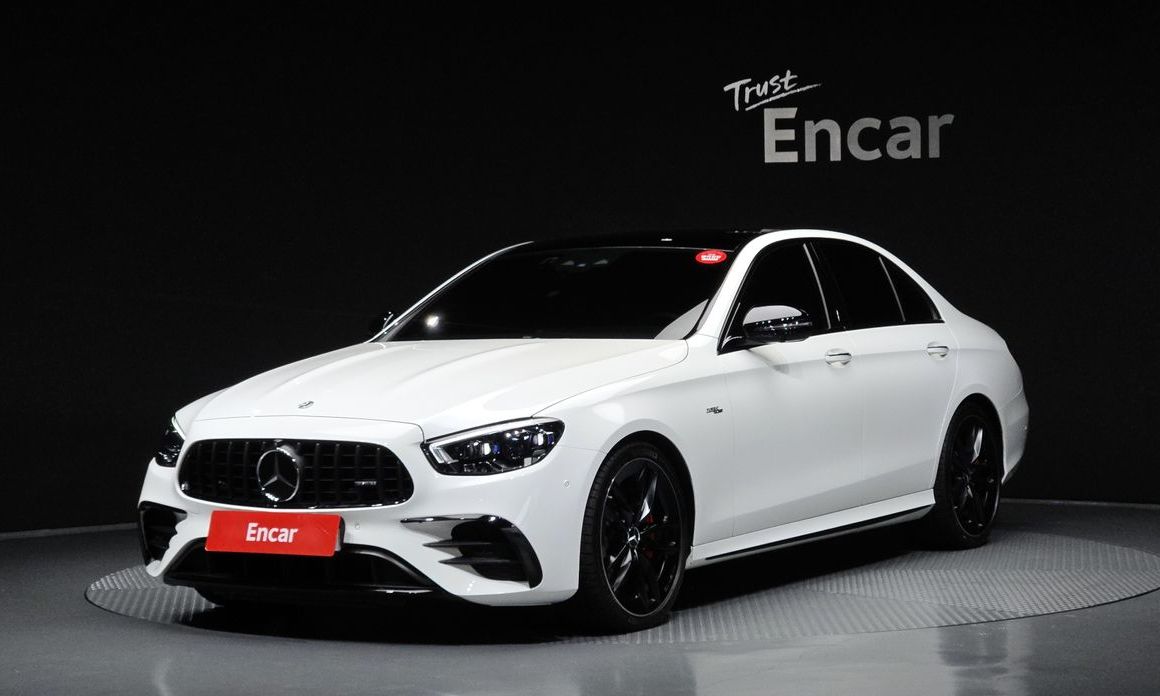 Mercedes-Benz E-Class 2023