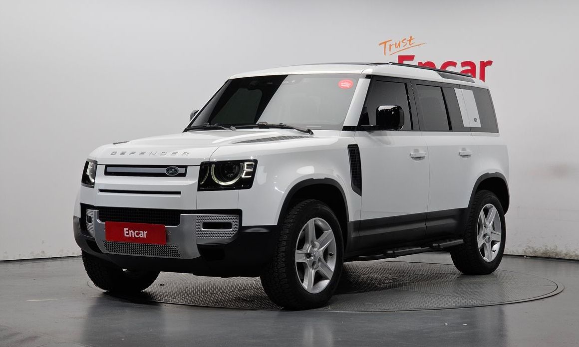 Land Rover Defender 2023