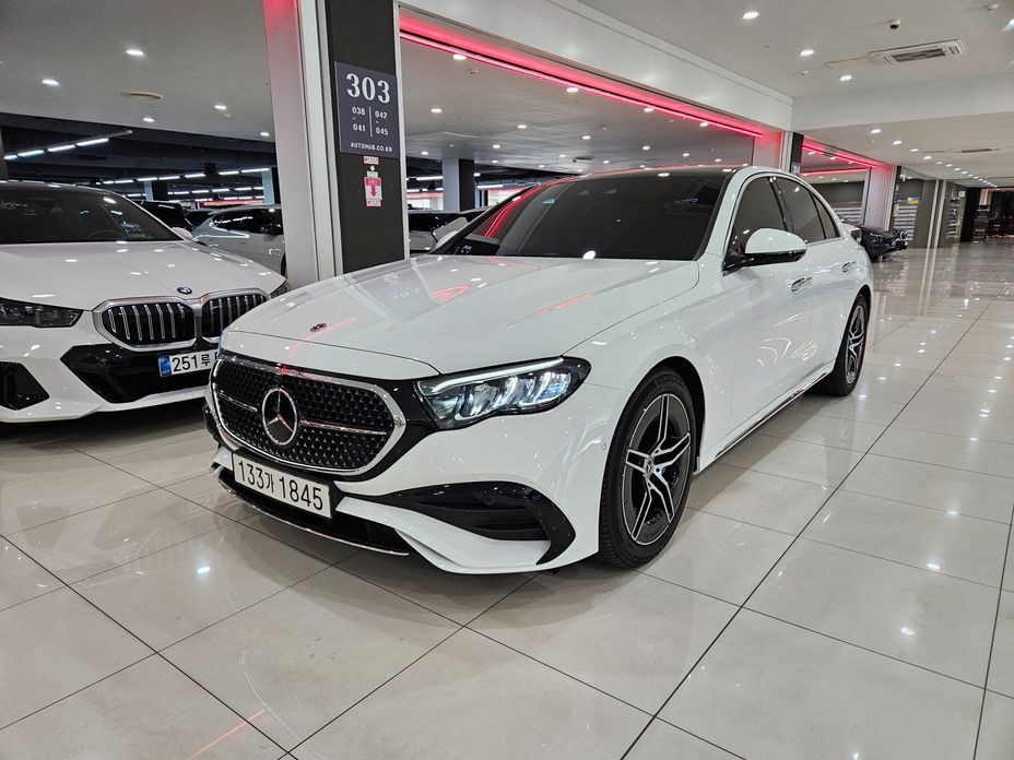 Mercedes-Benz E-Class 2026