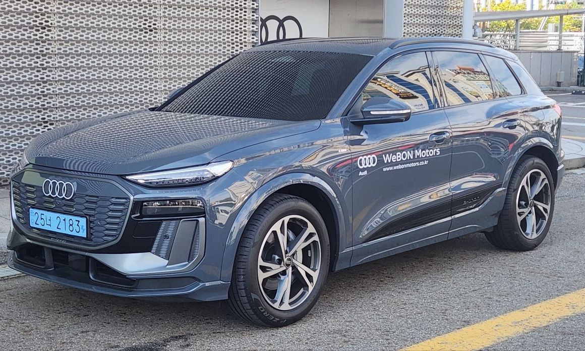 Audi Q6 e-tron 2026
