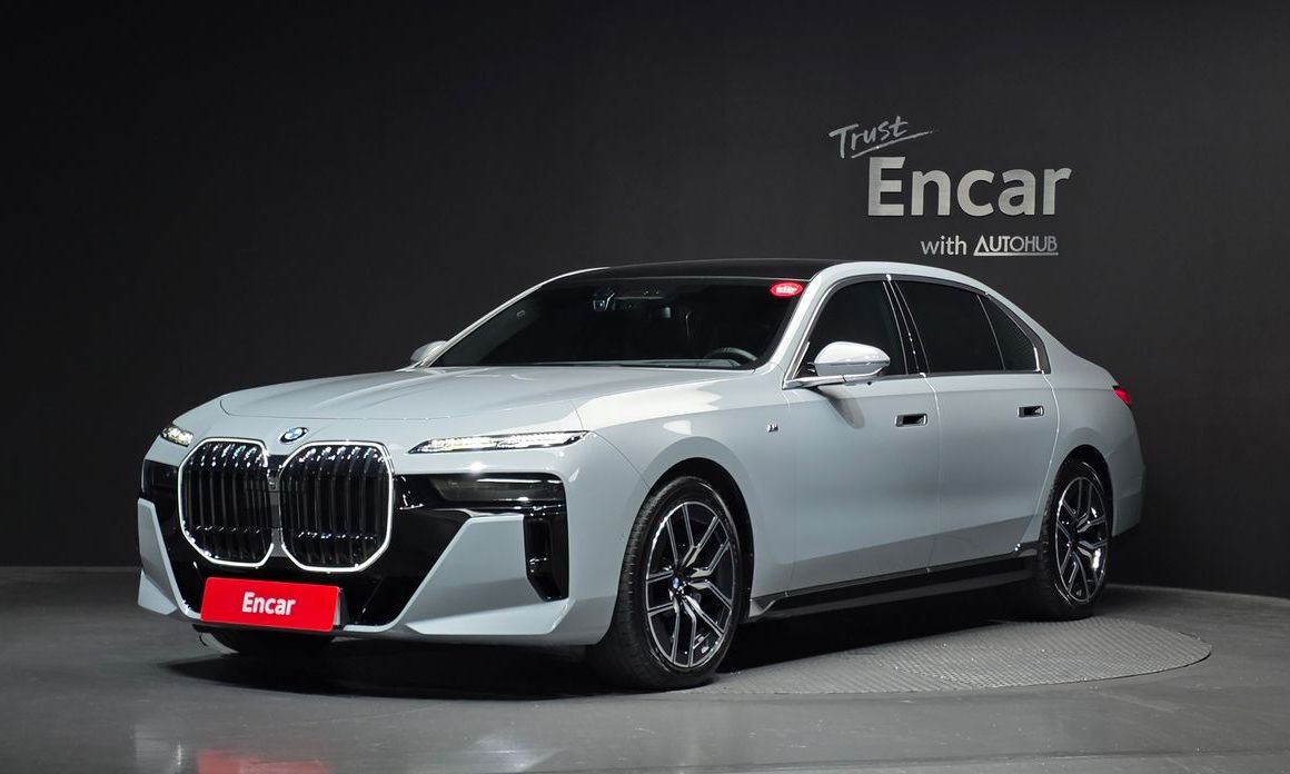 BMW 7-Series 2023