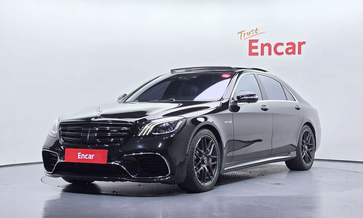 Mercedes-Benz S-Class 2020