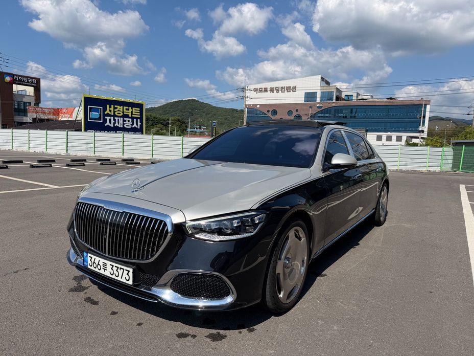 Mercedes-Benz S-Class 2021