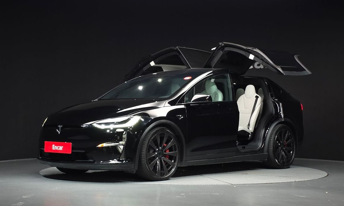 Tesla Model X 2023