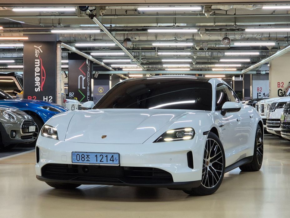 Porsche Taycan 2026