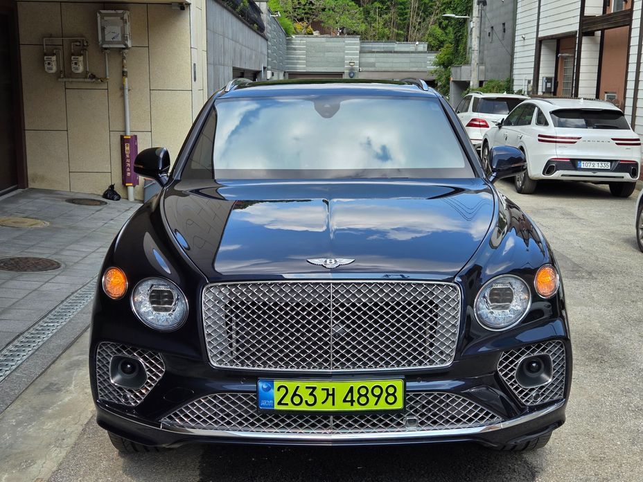Bentley Bentayga 2021
