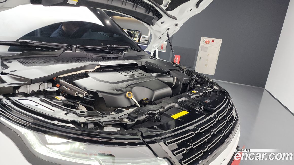 Land Rover Range Rover Evoque 2024