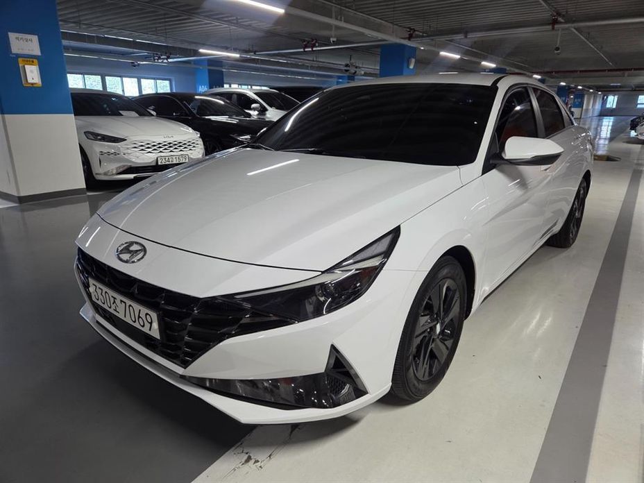 Hyundai AVANTE 2023