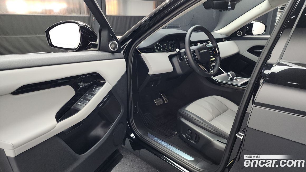 Land Rover Range Rover Evoque 2024