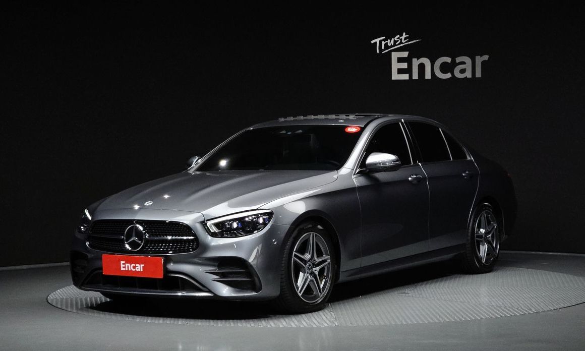 Mercedes-Benz E-Class 2023