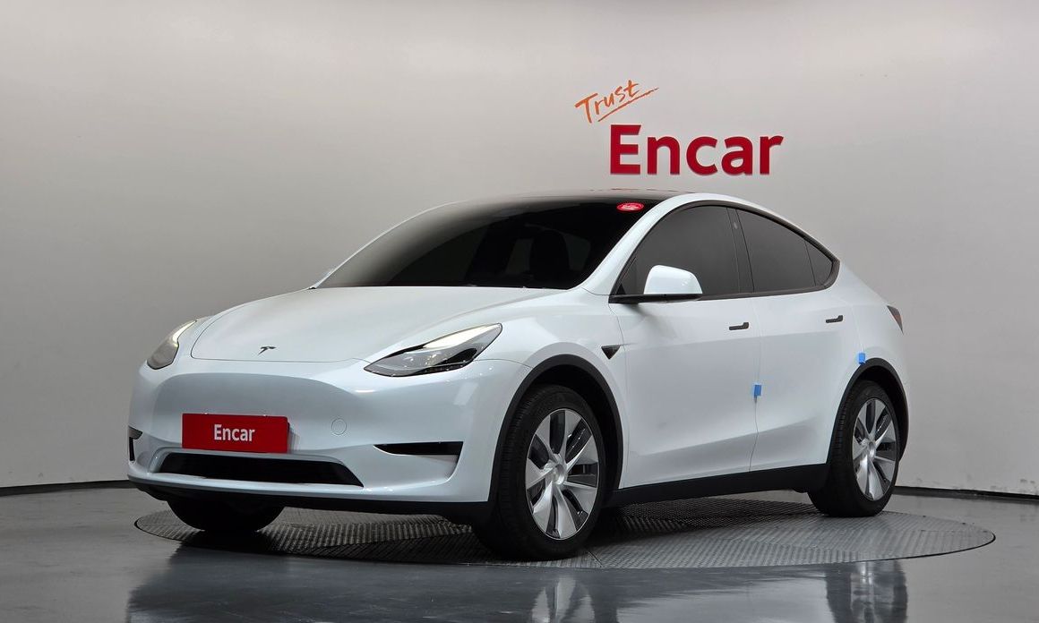 Tesla Model Y 2023