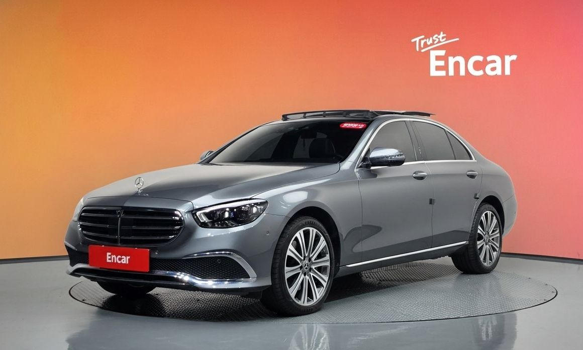 Mercedes-Benz E-Class 2023