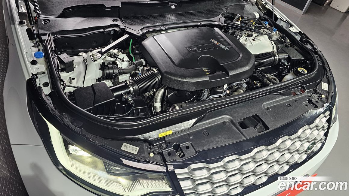 Land Rover Discovery 2023