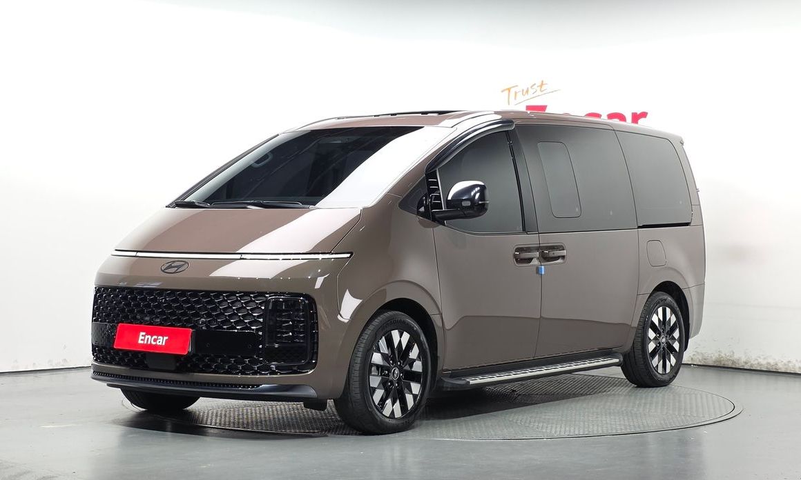 Hyundai Staria 2025
