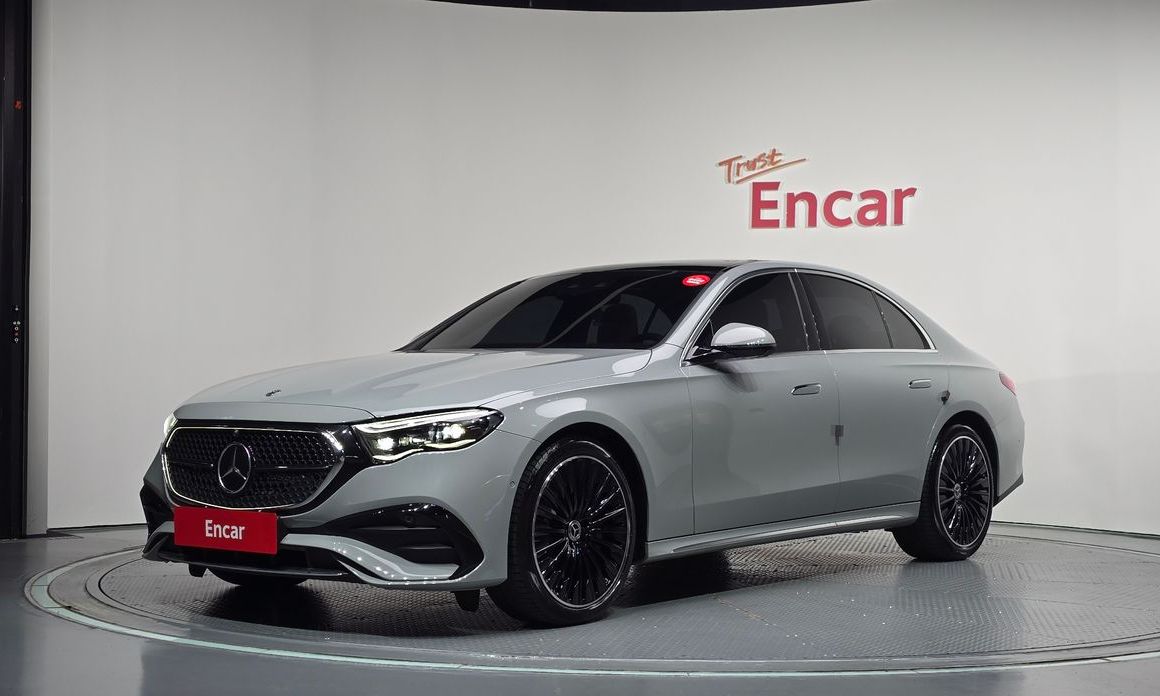 Mercedes-Benz E-Class 2024