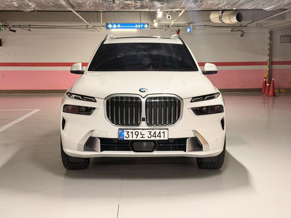 BMW X7 2024