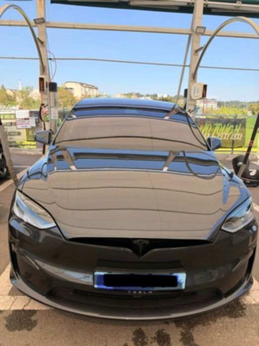 Tesla Model X 2026