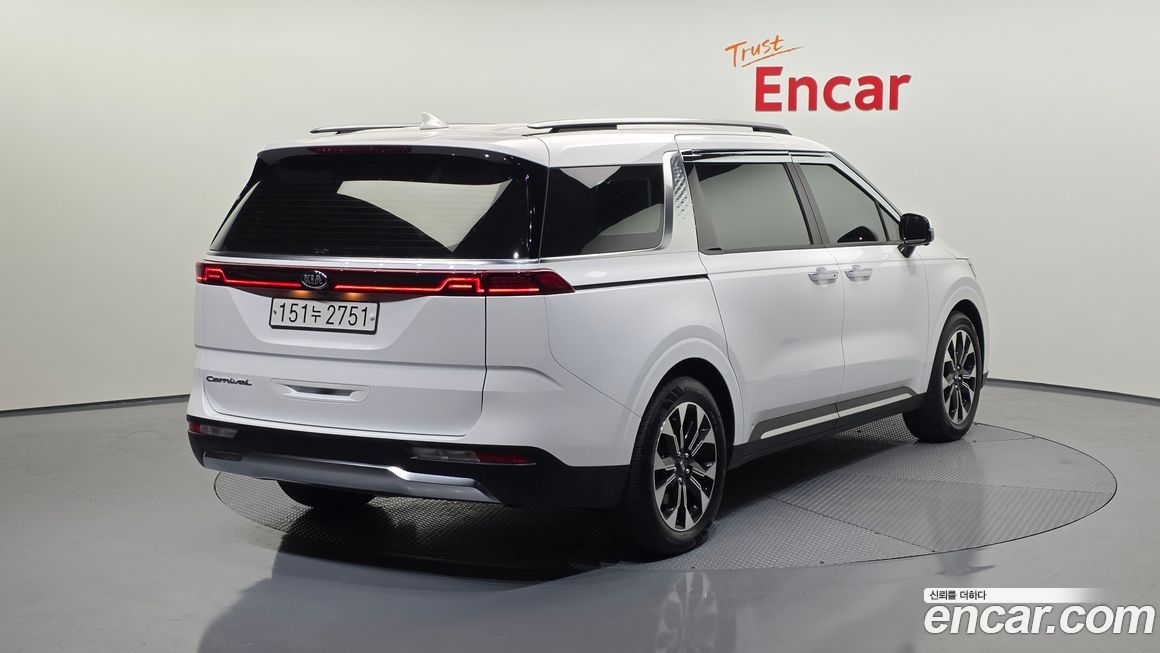 Kia Canival 2021