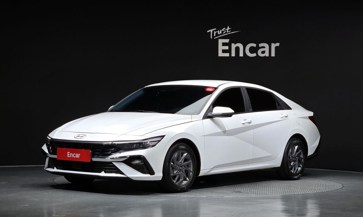 Hyundai AVANTE 2024