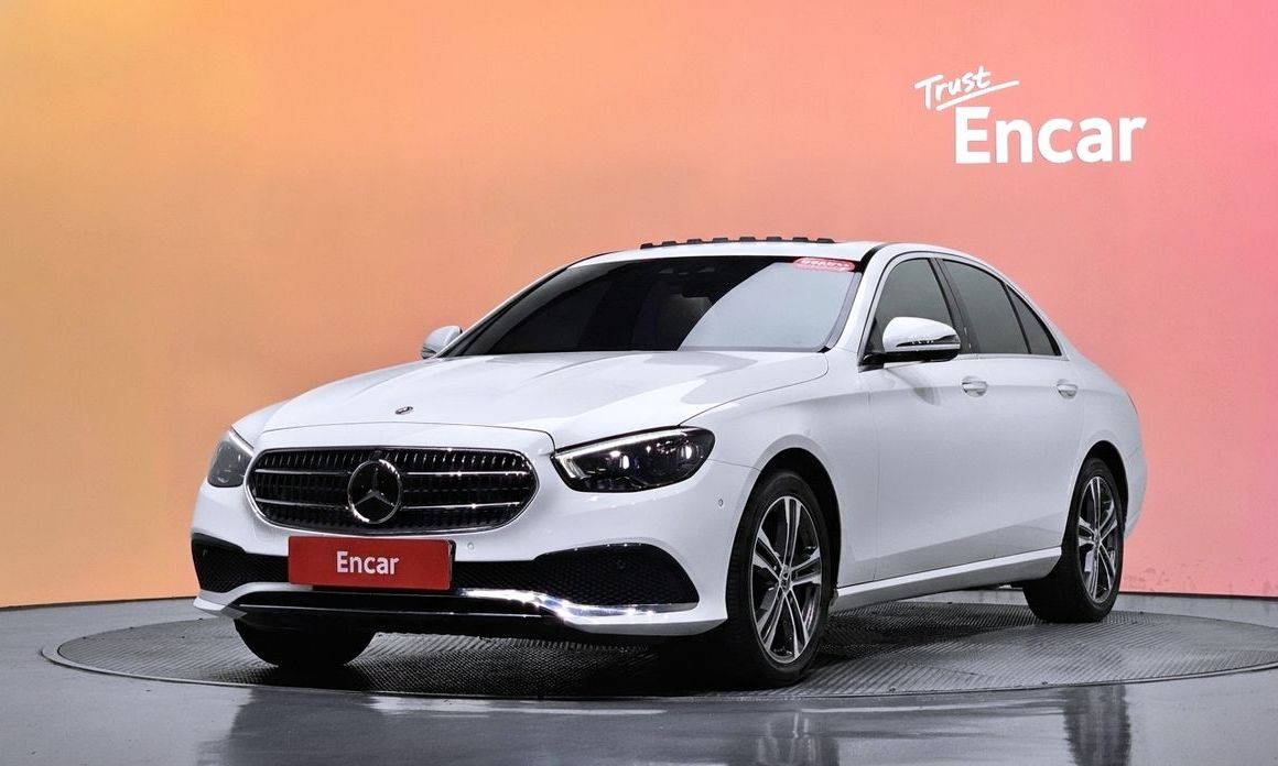 Mercedes-Benz E-Class 2021