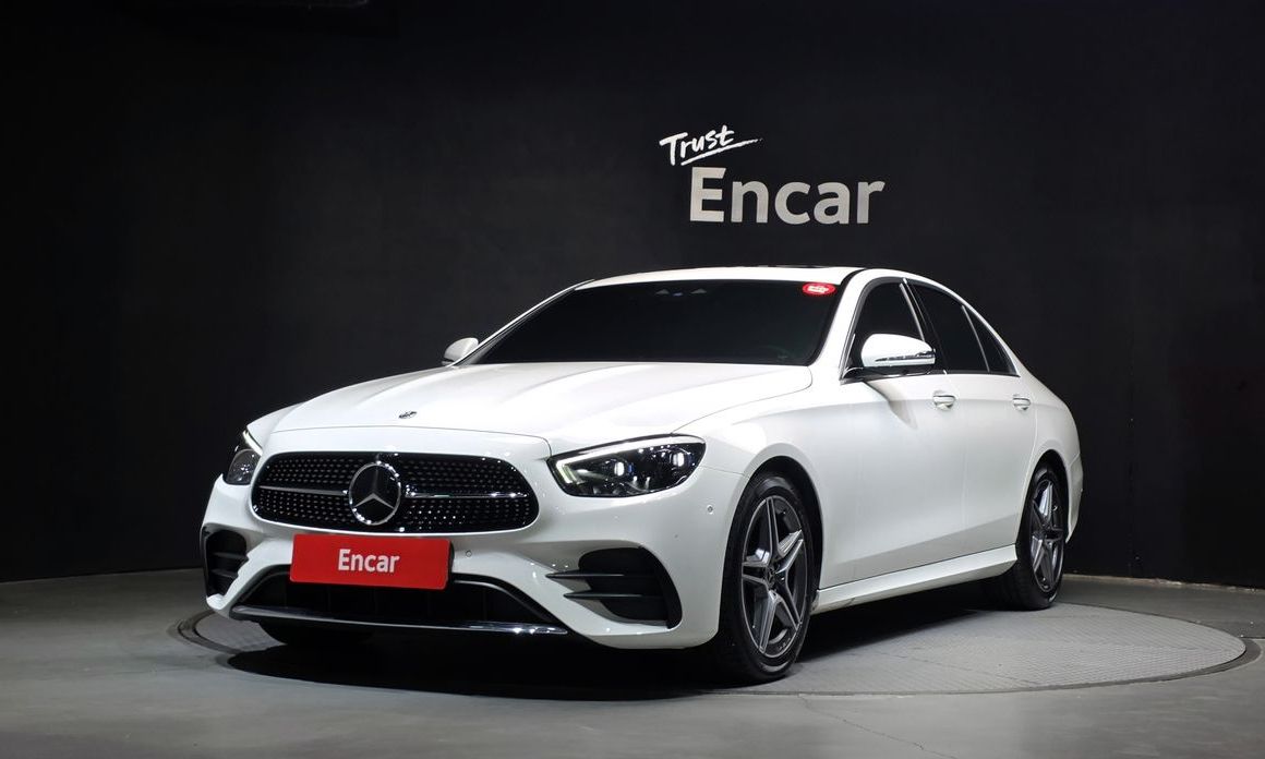 Mercedes-Benz E-Class 2023