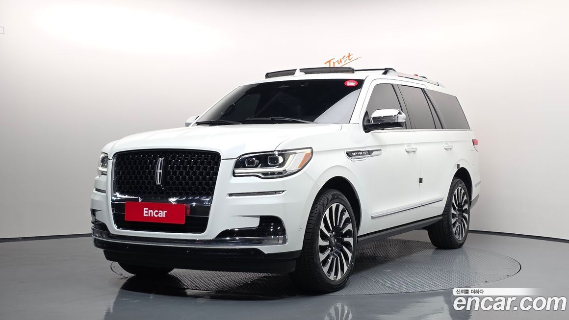 Lincoln Navigator 2023