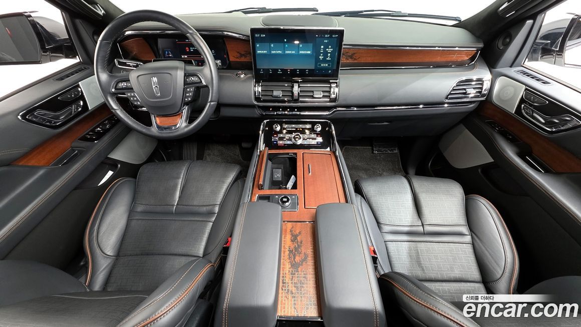 Lincoln Navigator 2023