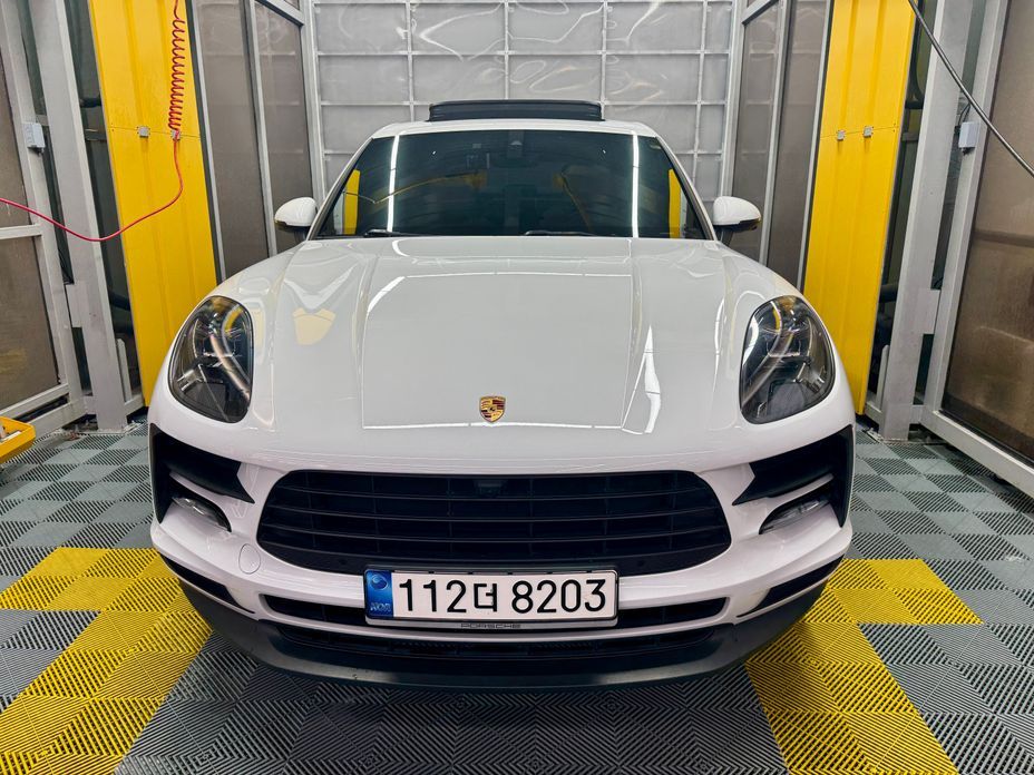 Porsche Macan 2021